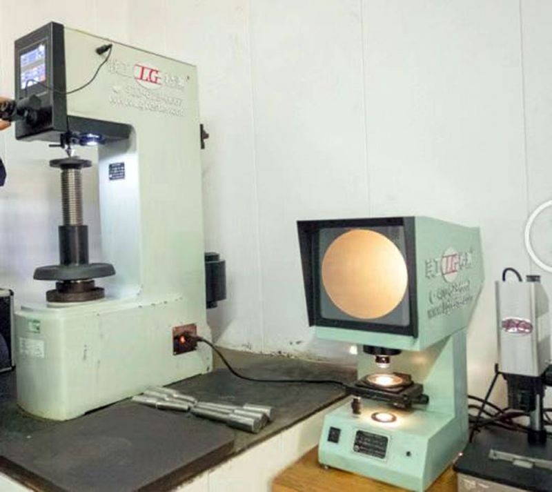 HBS-3000B型數(shù)顯布氏硬度計(jì)